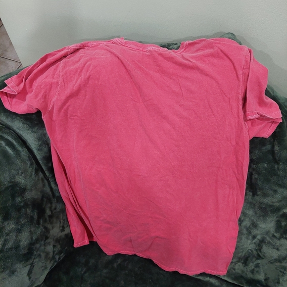 T-Shirt - Picture 2 of 2